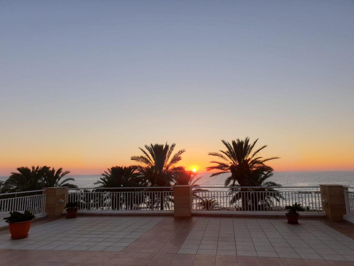 Seaview Sunset Holiday Apartments Пафос Экстерьер фото